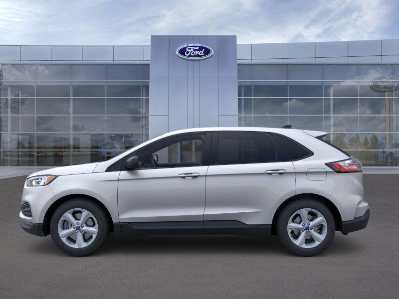 2024 Ford Edge SE photo 3