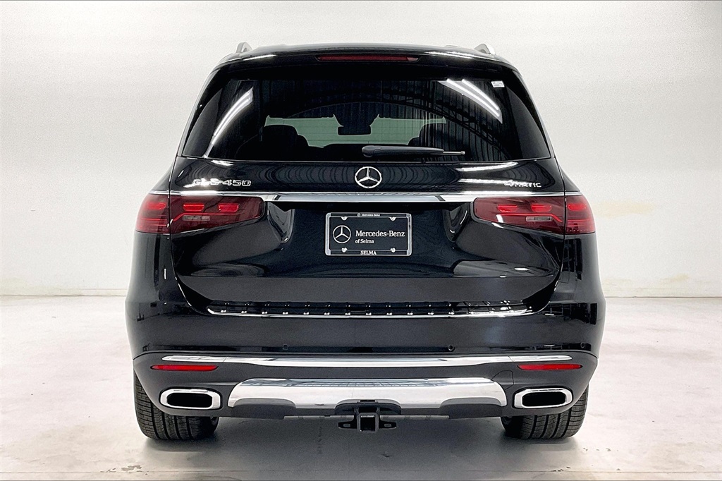 2025 Mercedes Benz GLS 450 4MATIC photo 3