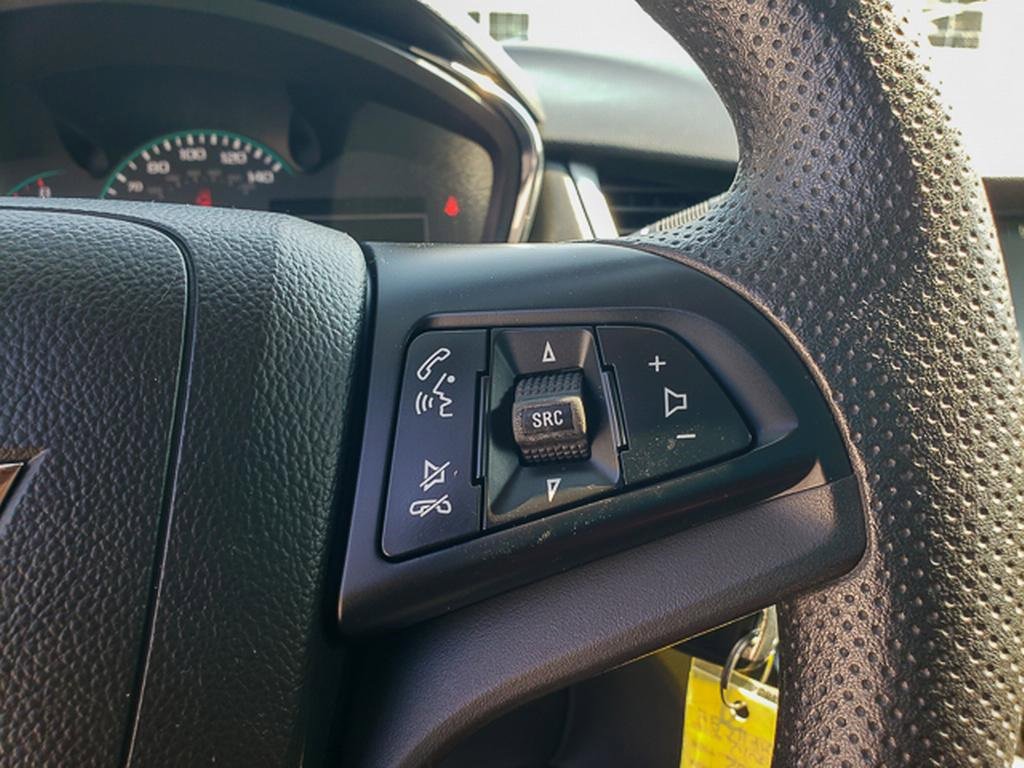 2017 Chevrolet Trax LS photo 19