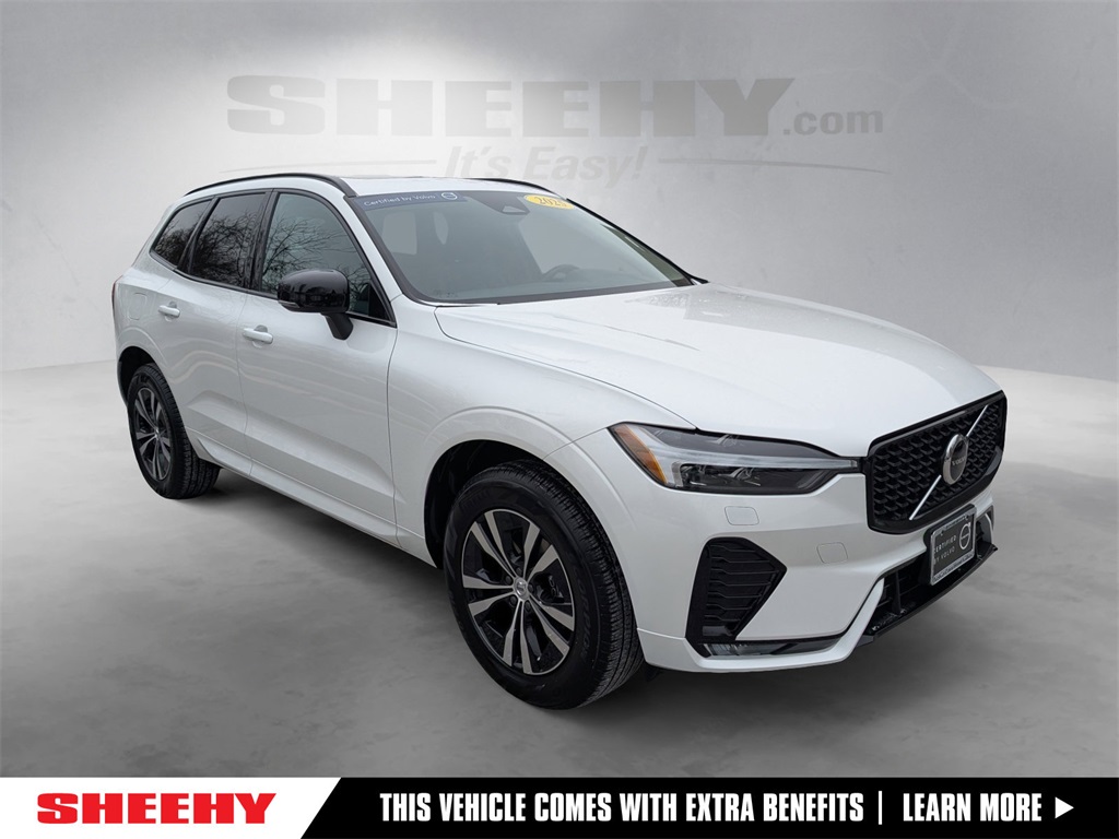 2025 Volvo XC60 Core's photo