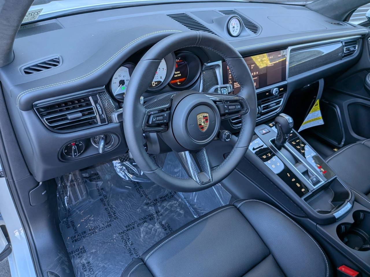 2025 Porsche Macan GTS photo 4