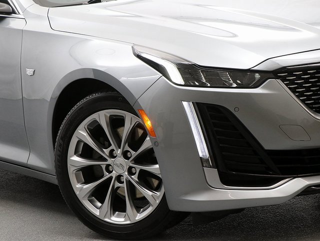 2023 Cadillac CT5 Premium Luxury photo 3