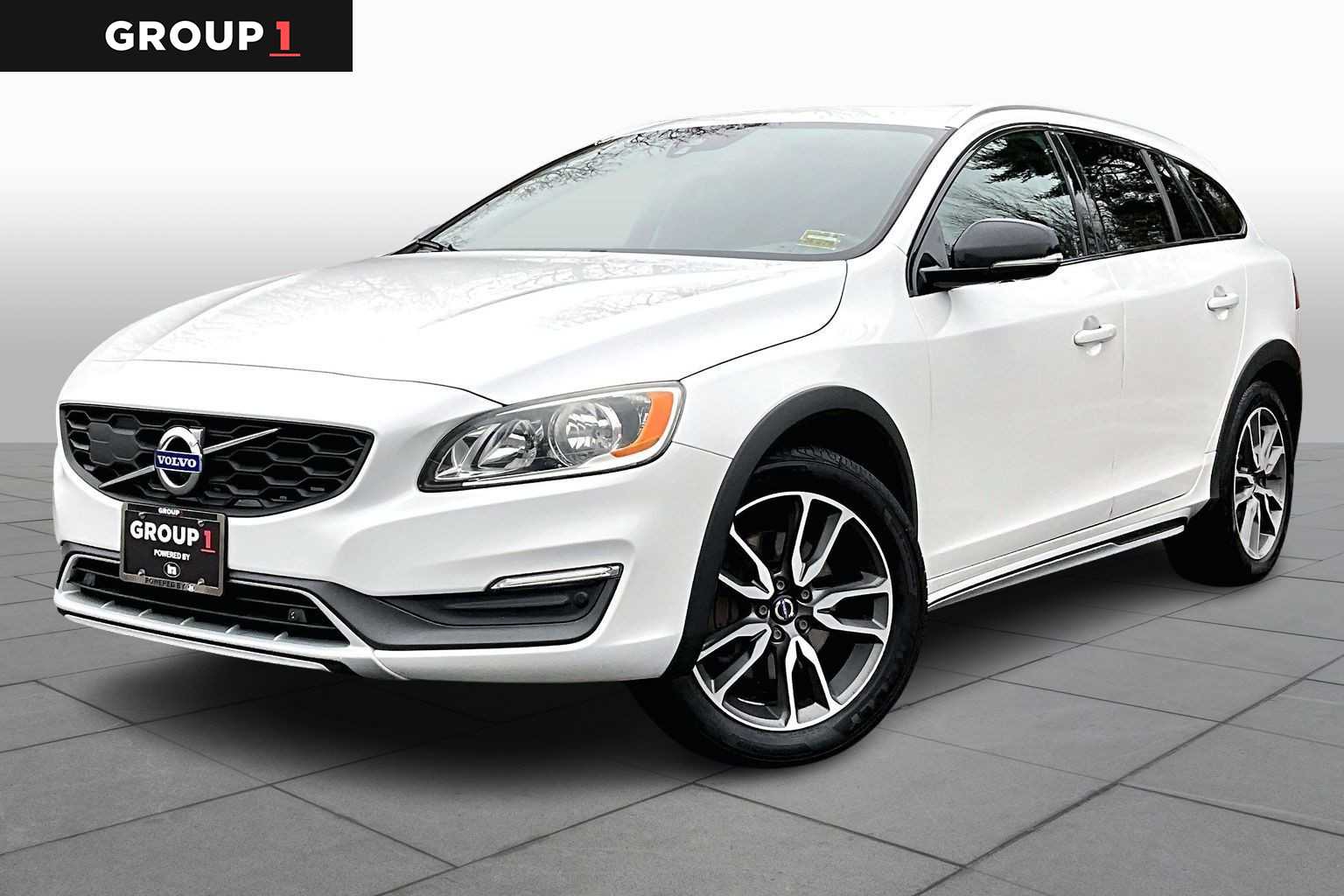 2016 Volvo V60 Base