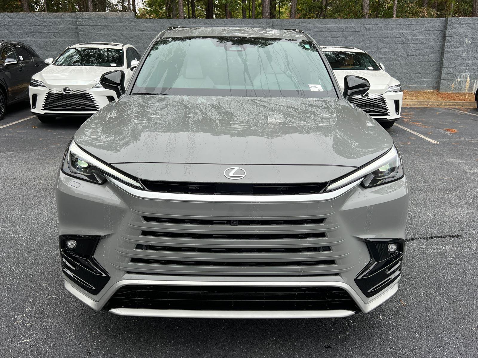 2026 Lexus TX 500h F SPORT Performance Premium photo 3