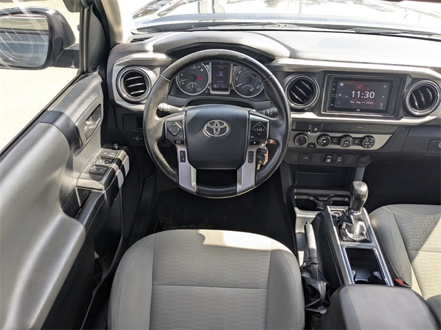 2019 Toyota Tacoma SR5 photo 16
