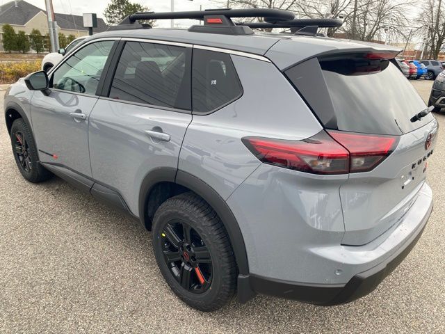 2026 Nissan Rogue SV photo 3