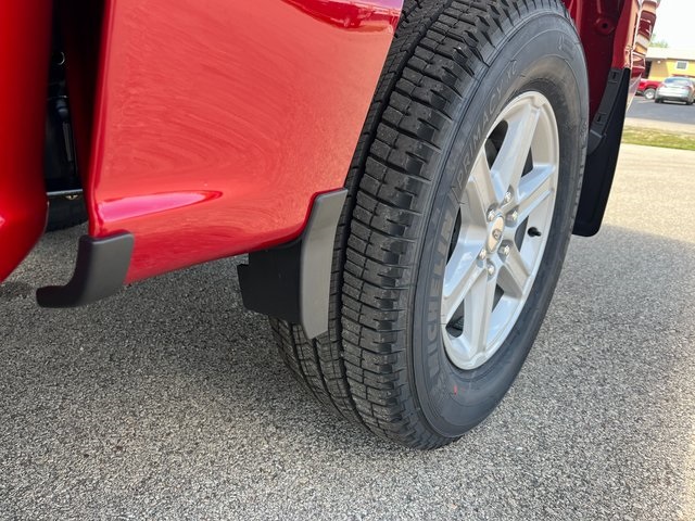 2025 Ford F-150 XLT photo 9