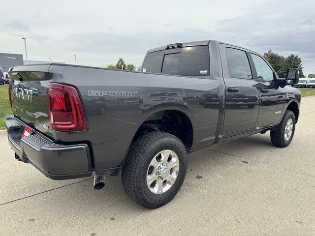 2026 Ram 2500 Big Horn photo 6