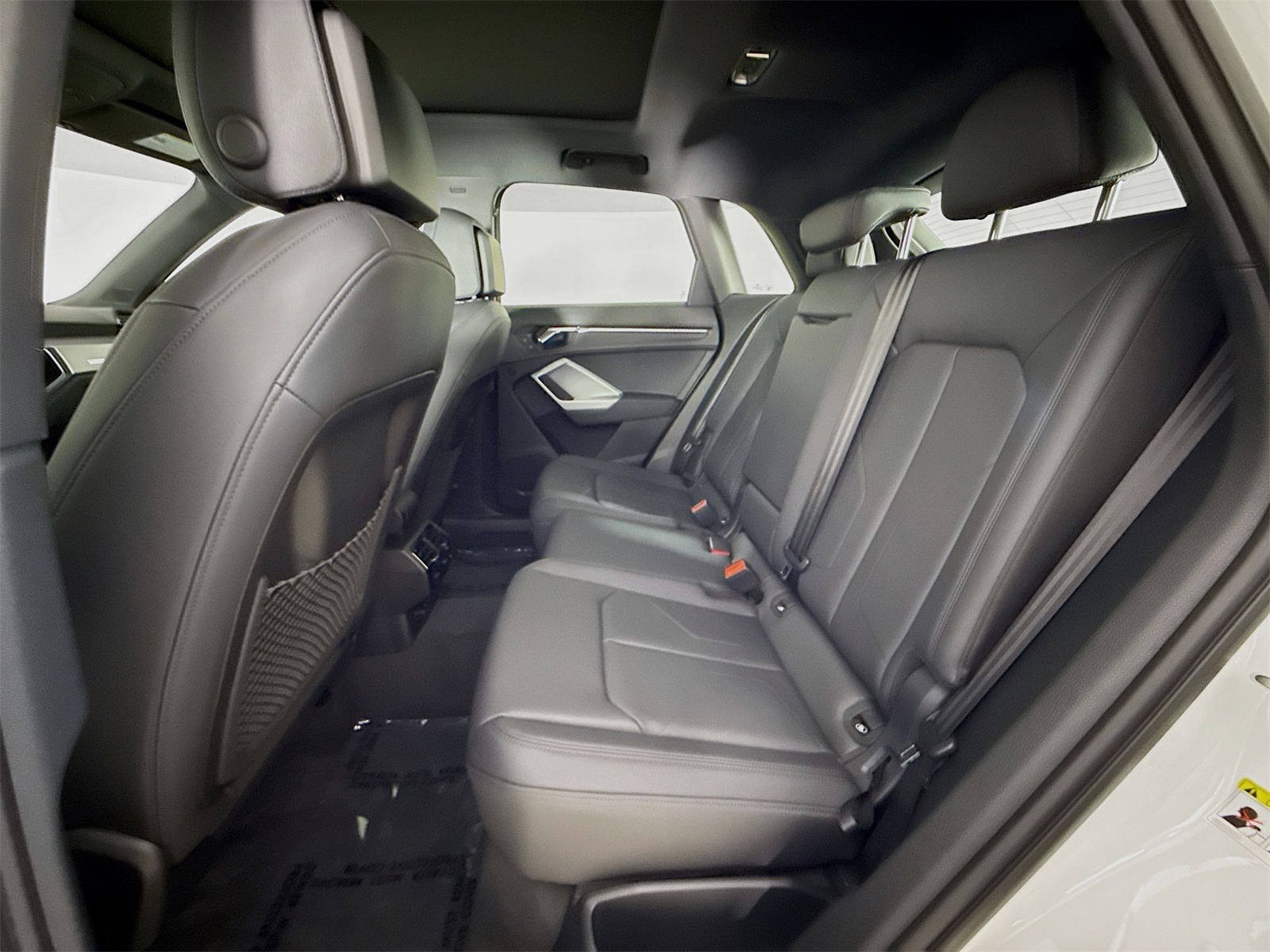 2025 Audi Q3 45 TFSI S line Premium photo 24