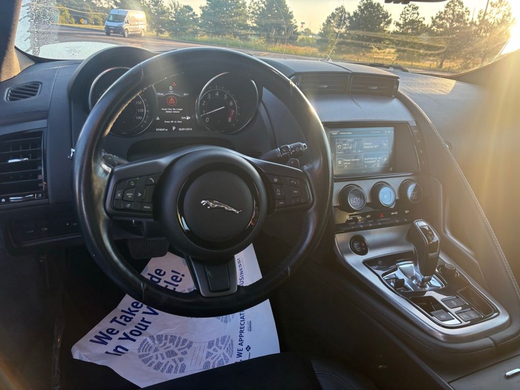 2016 Jaguar F-TYPE Base photo 13
