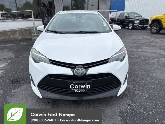 2018 Toyota Corolla L photo 2