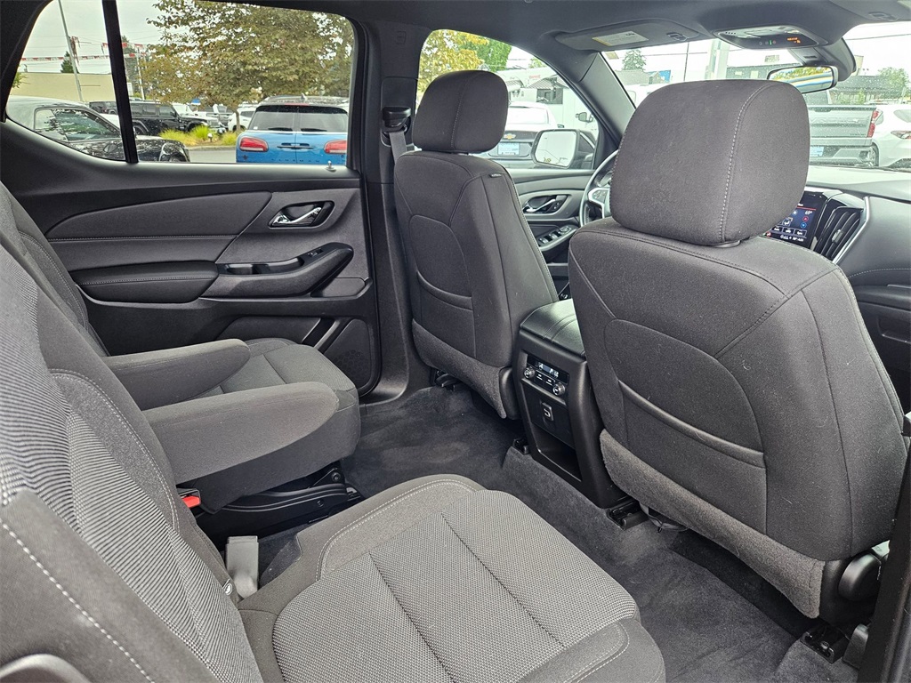 2022 Chevrolet Traverse Cloth 1LT photo 34