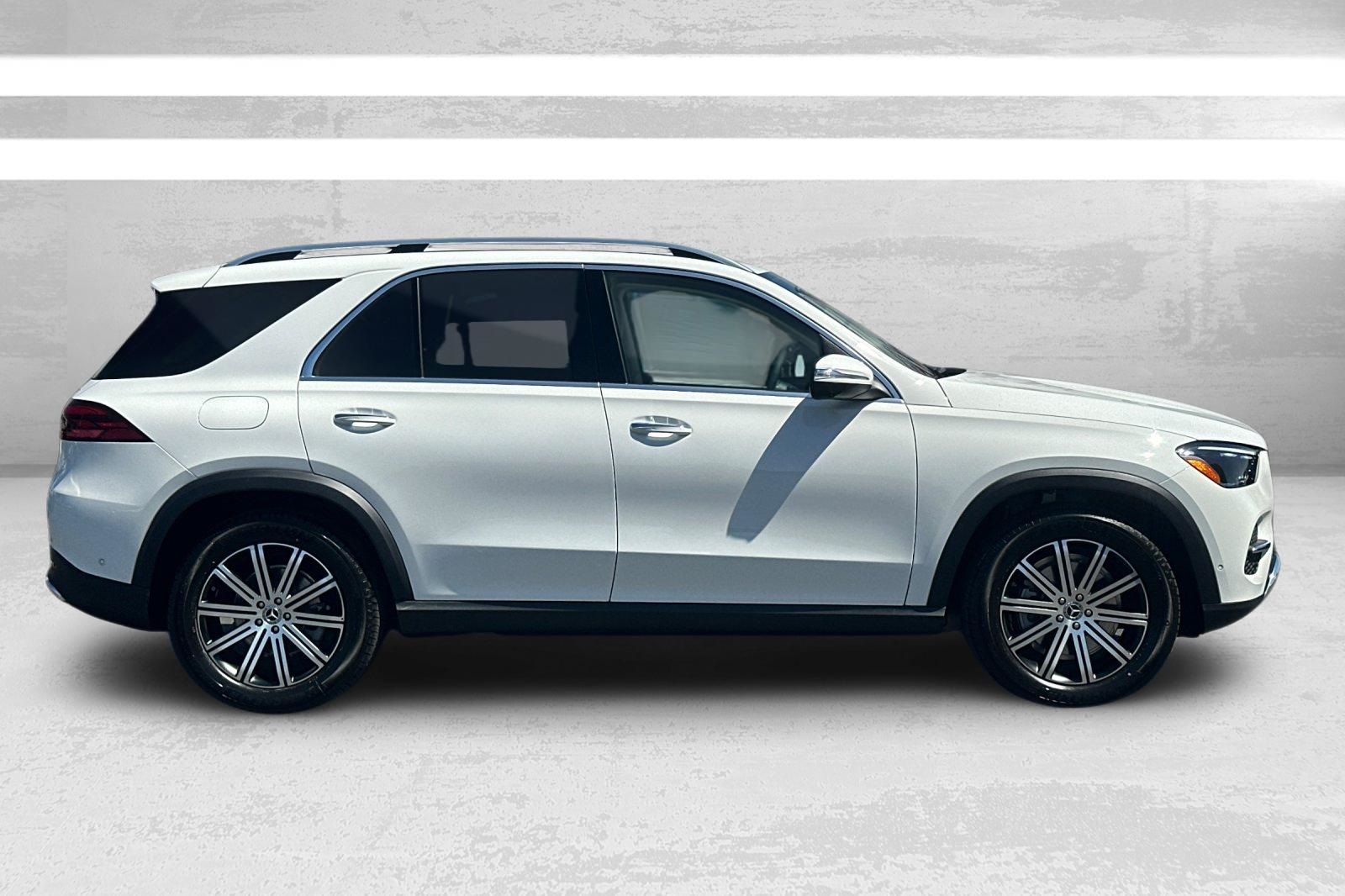 2026 Mercedes Benz GLE 350 4MATIC photo 2