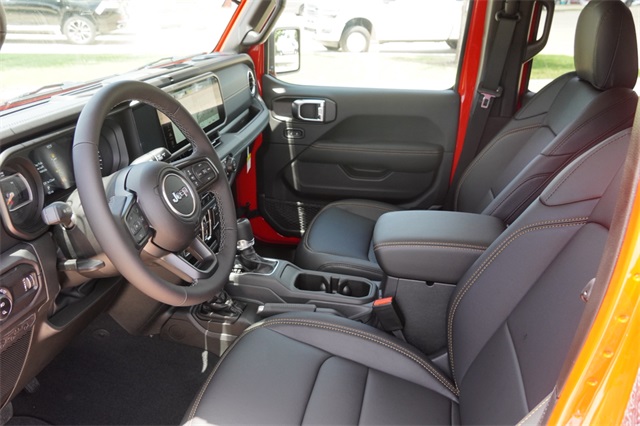 2025 Jeep Gladiator Sport photo 17