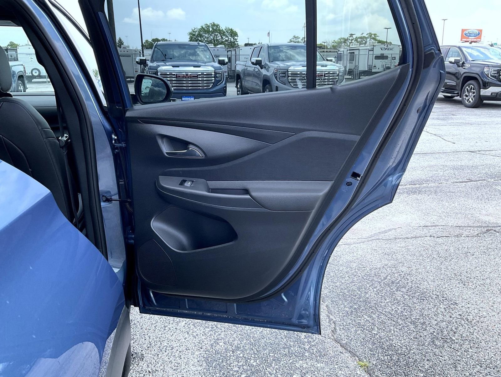 2025 Buick Envista Preferred photo 17