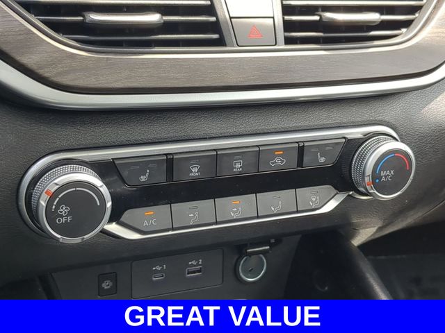 2023 Nissan Altima 2.5 SV photo 4