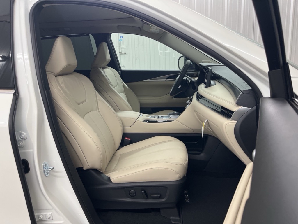 2025 Infiniti QX60 Luxe photo 37