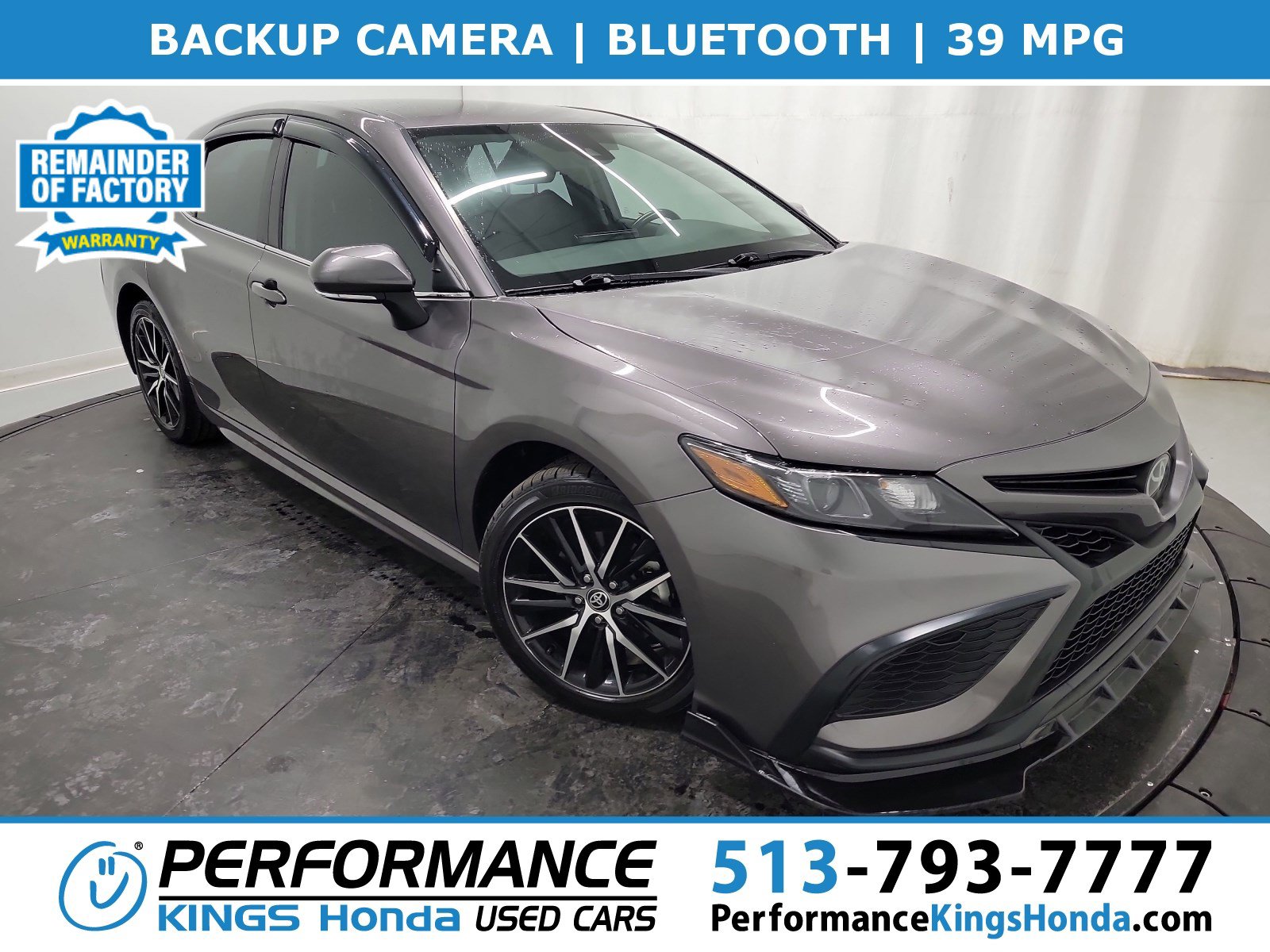 2023 Toyota Camry SE's photo