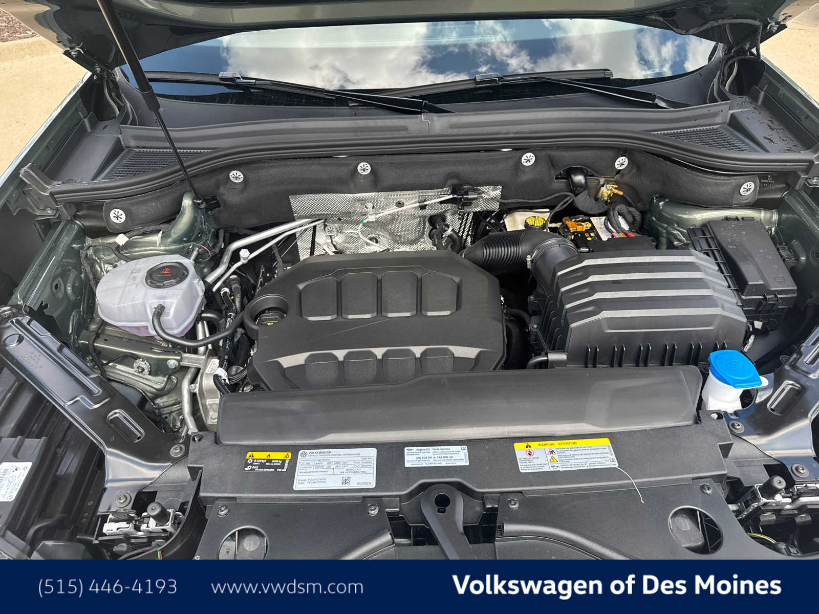 2026 Volkswagen Atlas Cross Sport SE Technology photo 9