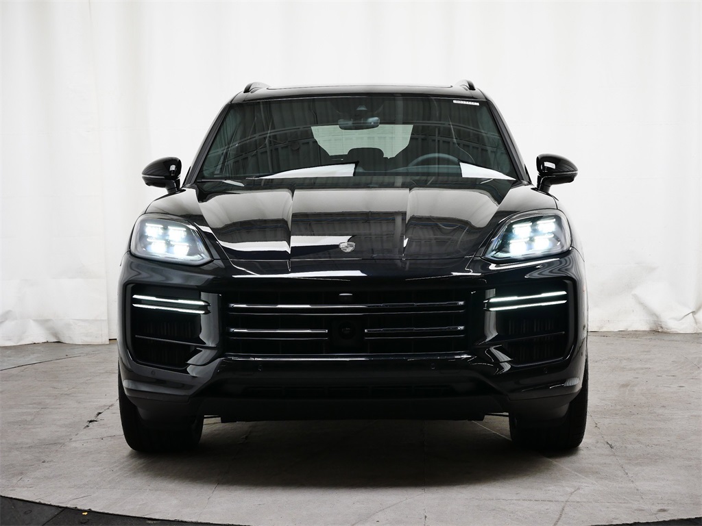 2025 Porsche Cayenne E-Hybrid Turbo photo 10