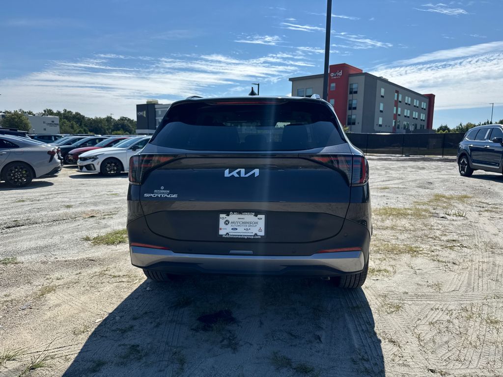 2026 Kia Sportage EX photo 4