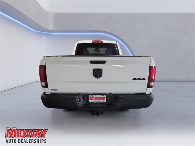 2022 Ram 1500 Classic Warlock photo 4