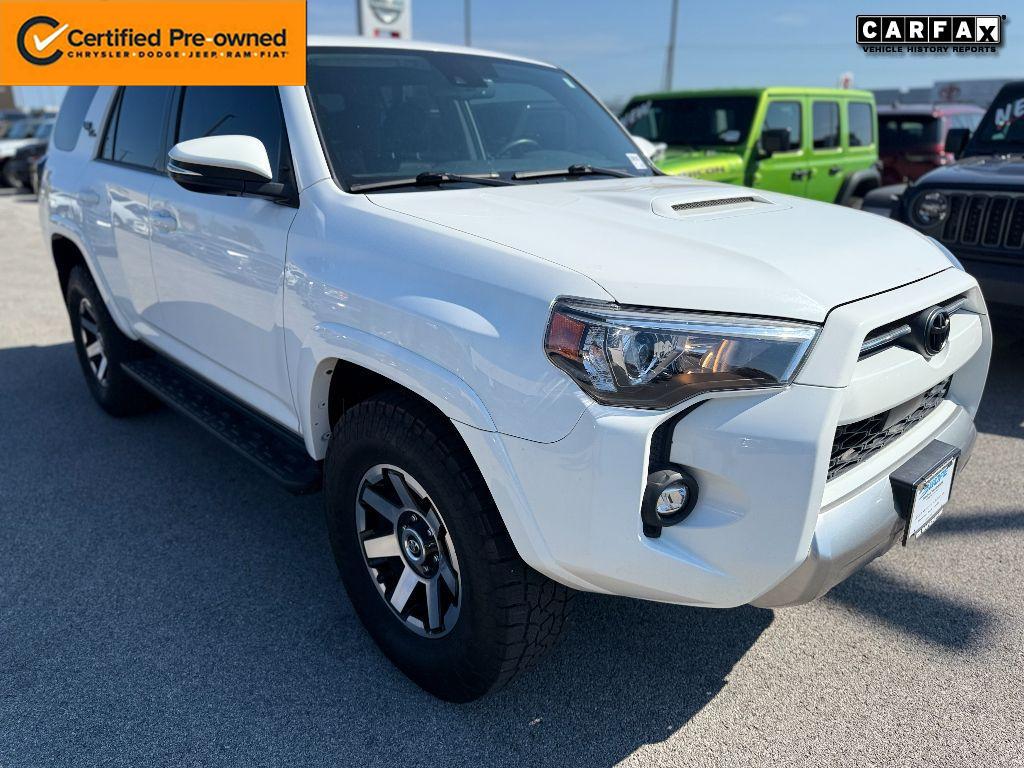 2022 Toyota 4Runner TRD Off-Road Premium's photo