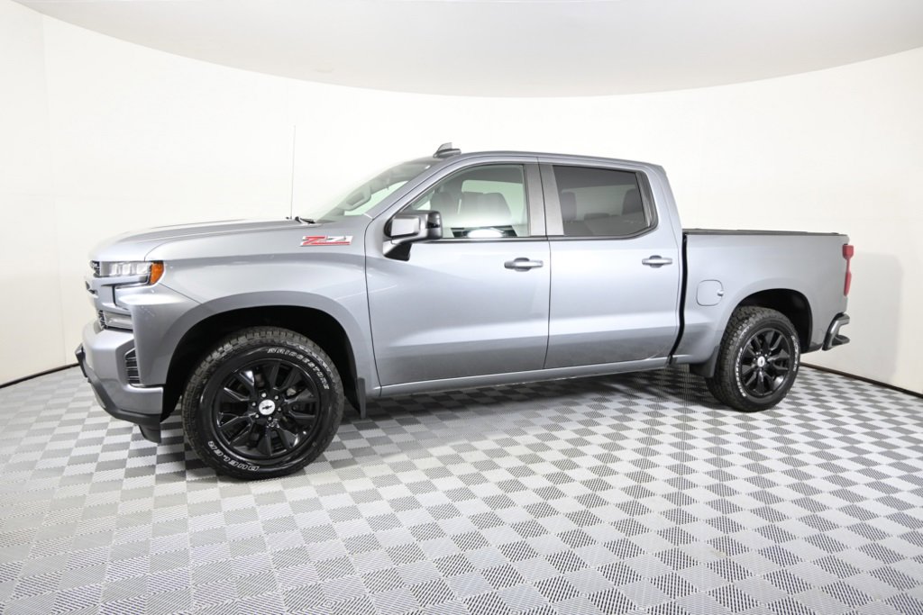 Used 2021 Chevrolet Silverado 1500 RST with VIN 1GCUYEED9MZ437273 for sale in Forest Lake, Minnesota