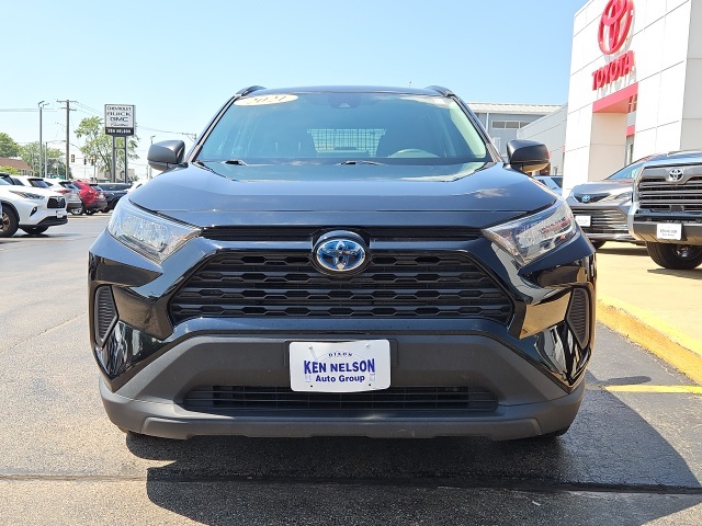 2021 Toyota RAV4 Hybrid LE photo 2