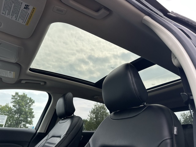 2019 Ford Edge SEL photo 8