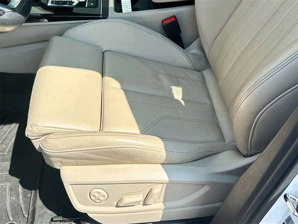 2024 Audi Q5 45 S line Premium Plus photo 14