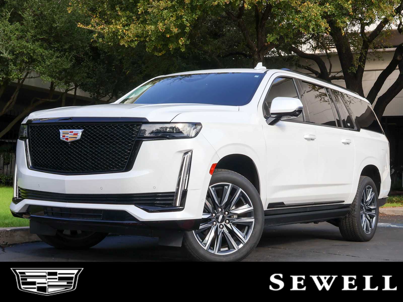 2021 Cadillac Escalade ESV Sport's photo