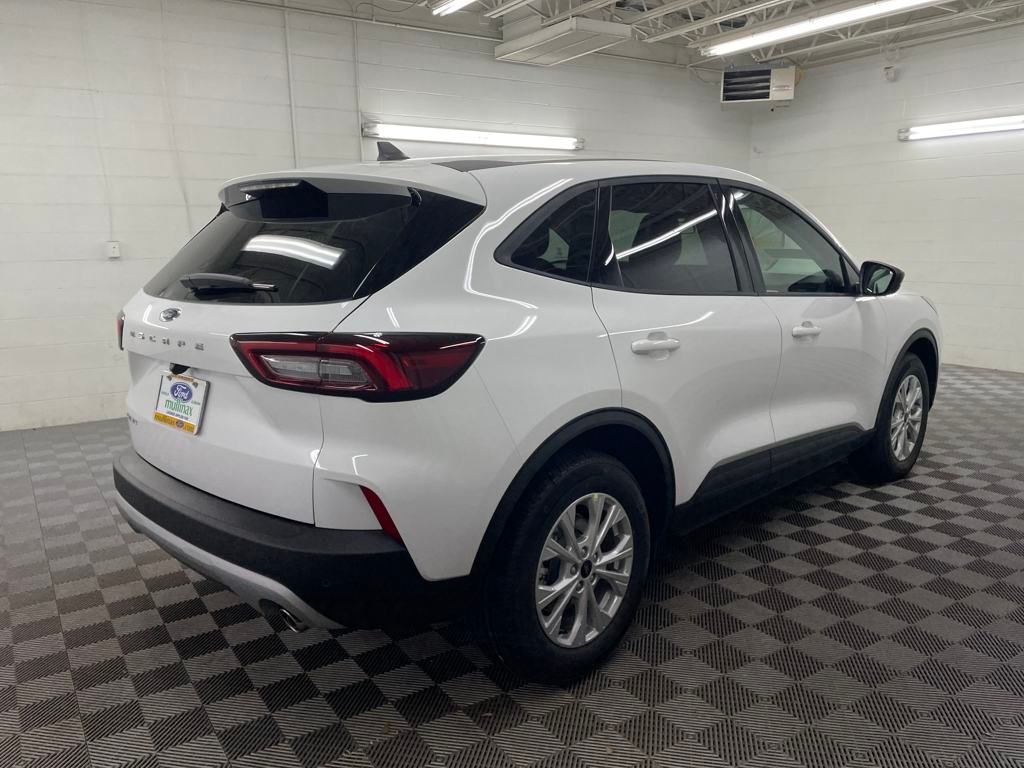 2025 Ford Escape Active photo 3