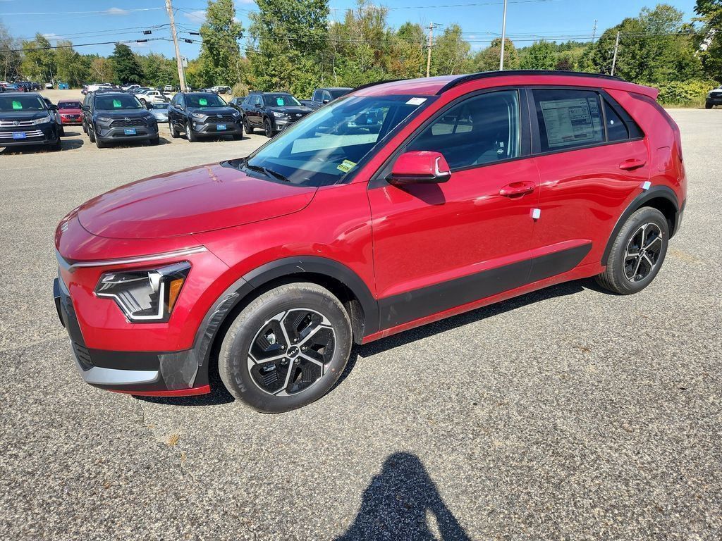 2025 Kia Niro EX photo 2