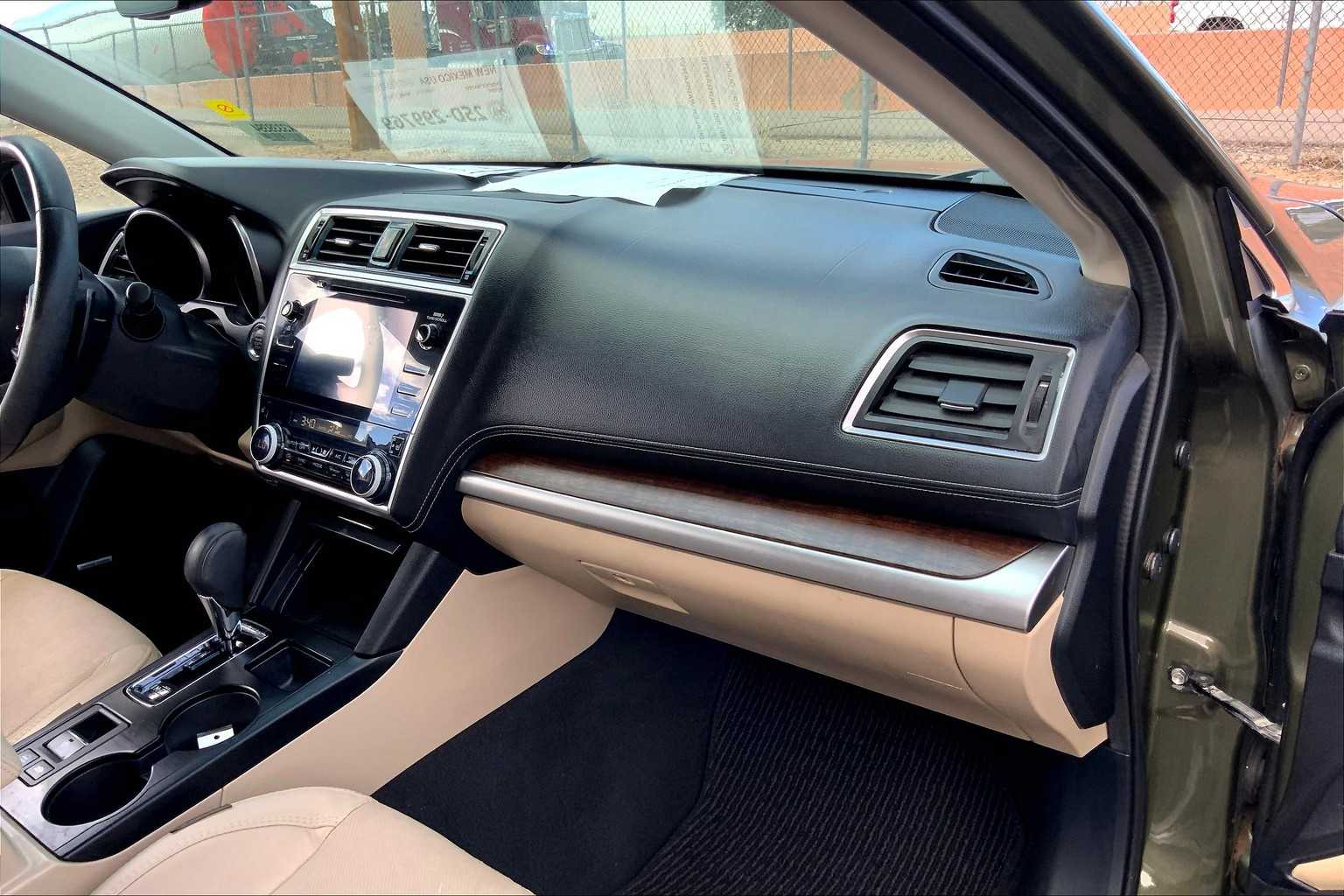 2019 Subaru Outback Limited photo 15