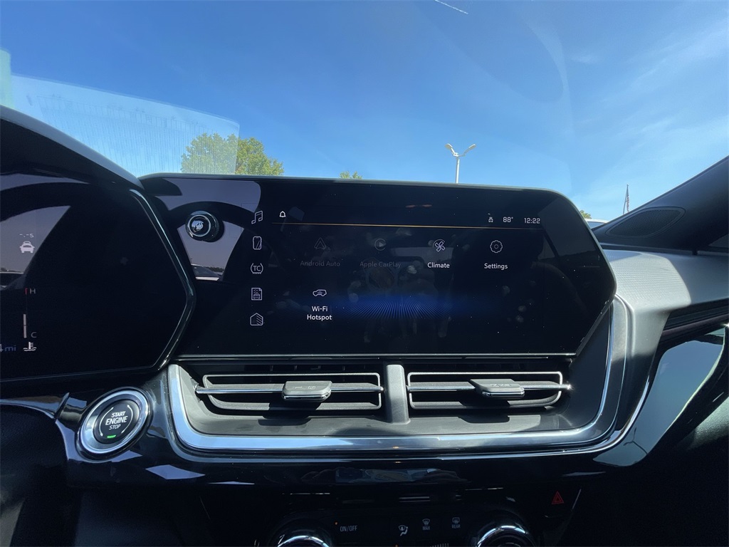 2024 Chevrolet Trax photo 15