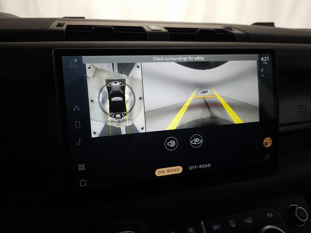 2025 LAND ROVER DEFENDER - Image 29