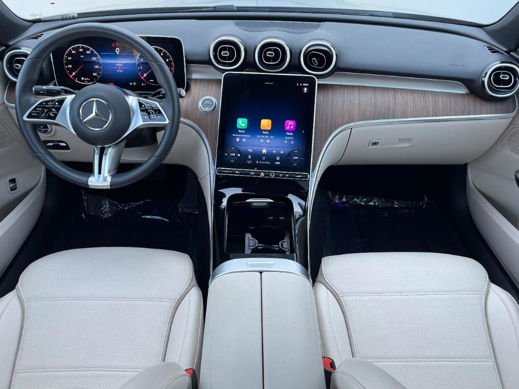 2025 Mercedes Benz C 300 4MATIC photo 4