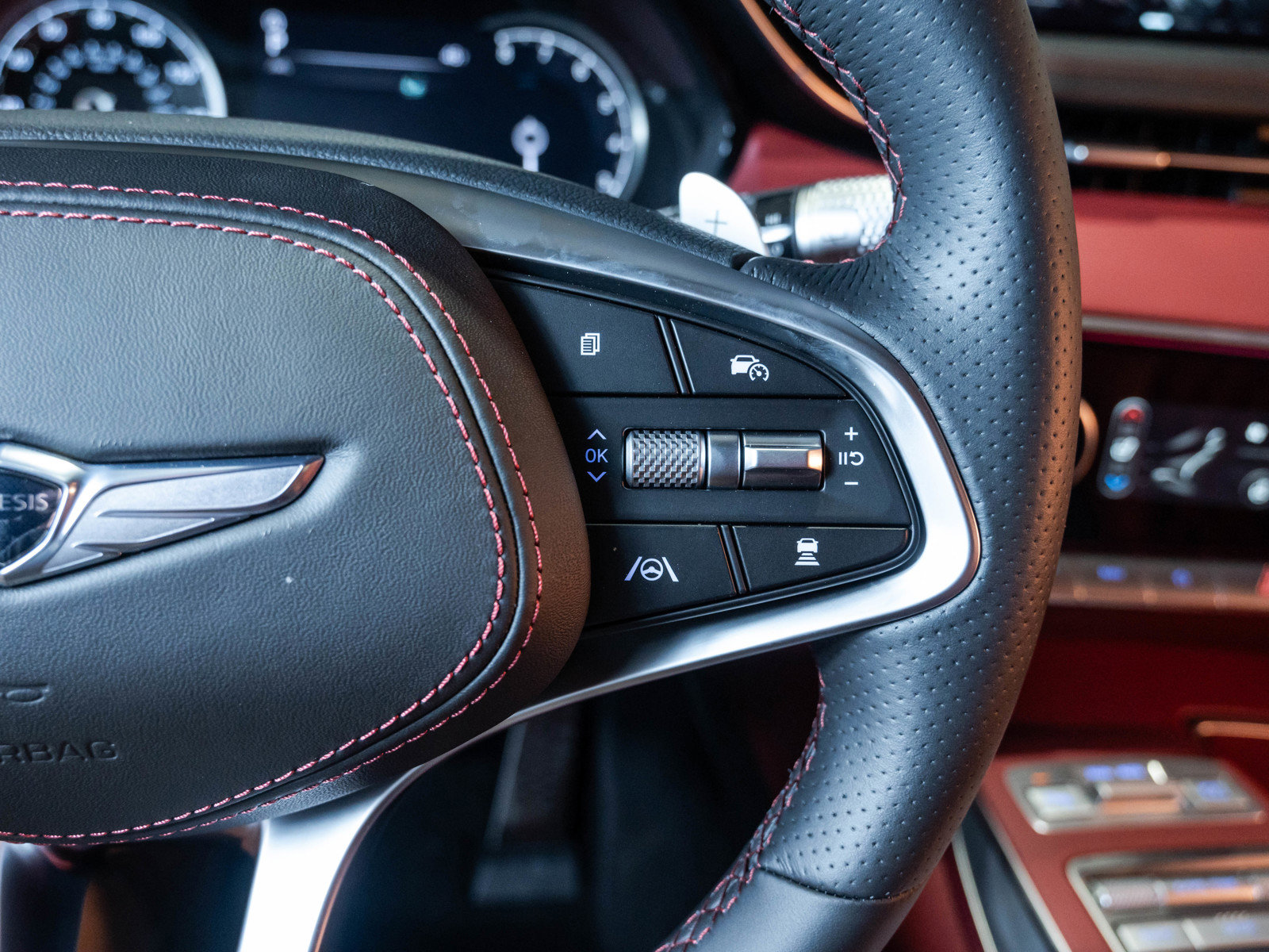 2025 Genesis GV70 3.5T Sport Advanced photo 22