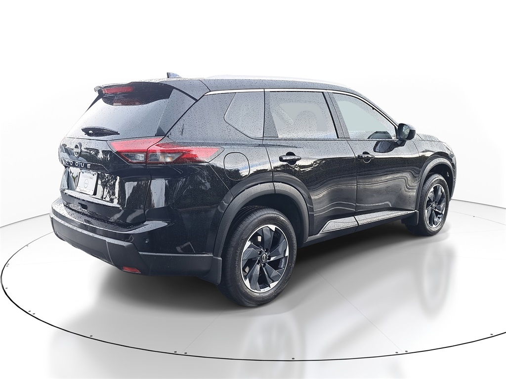 2026 Nissan Rogue SV photo 4