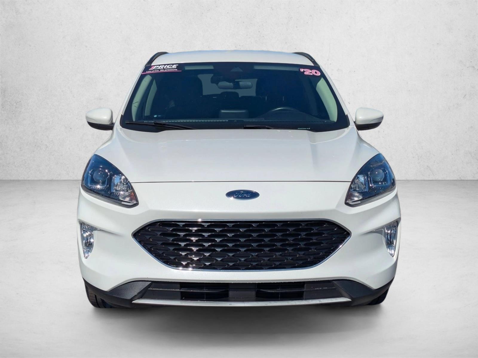 2020 Ford Escape SEL photo 2