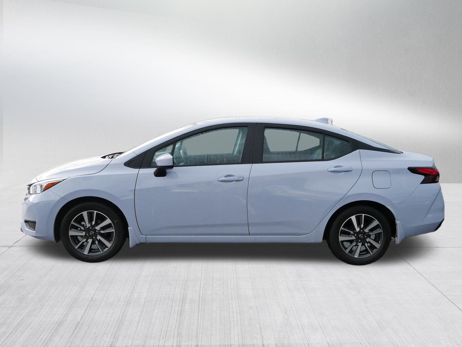 2024 Nissan Versa SV photo 3