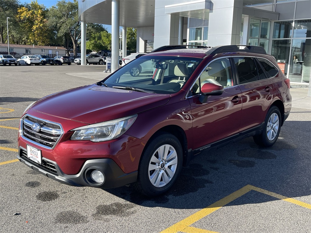 2018 Subaru Outback 2.5i Premium photo 3