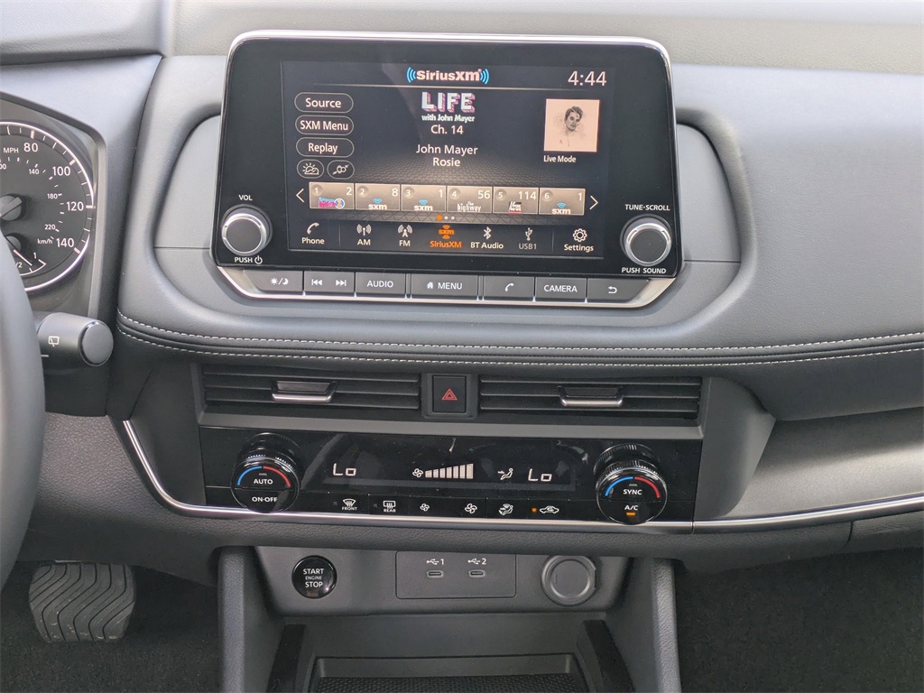 2025 Nissan Rogue SV photo 19