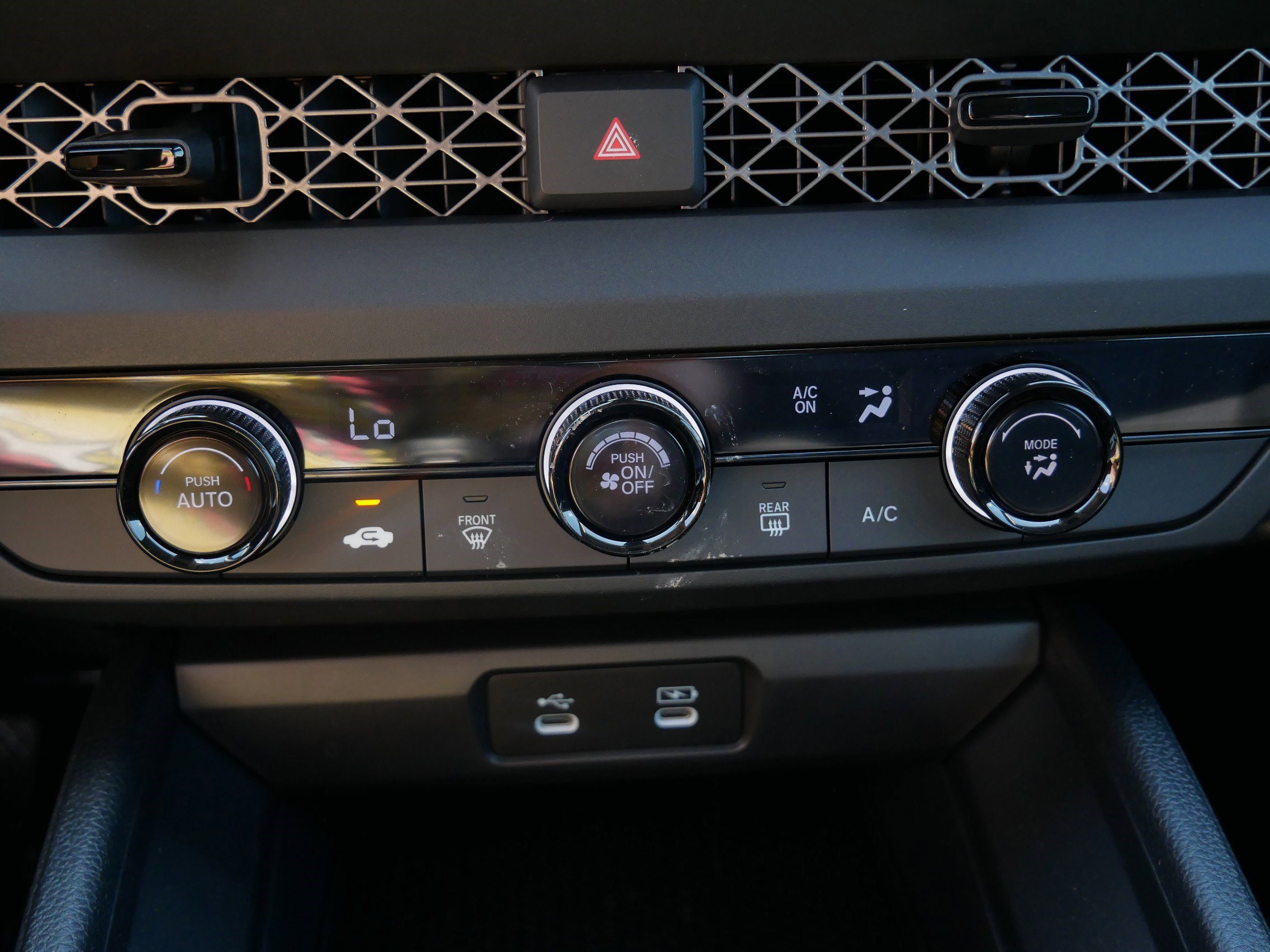 2025 Honda Accord LX photo 19