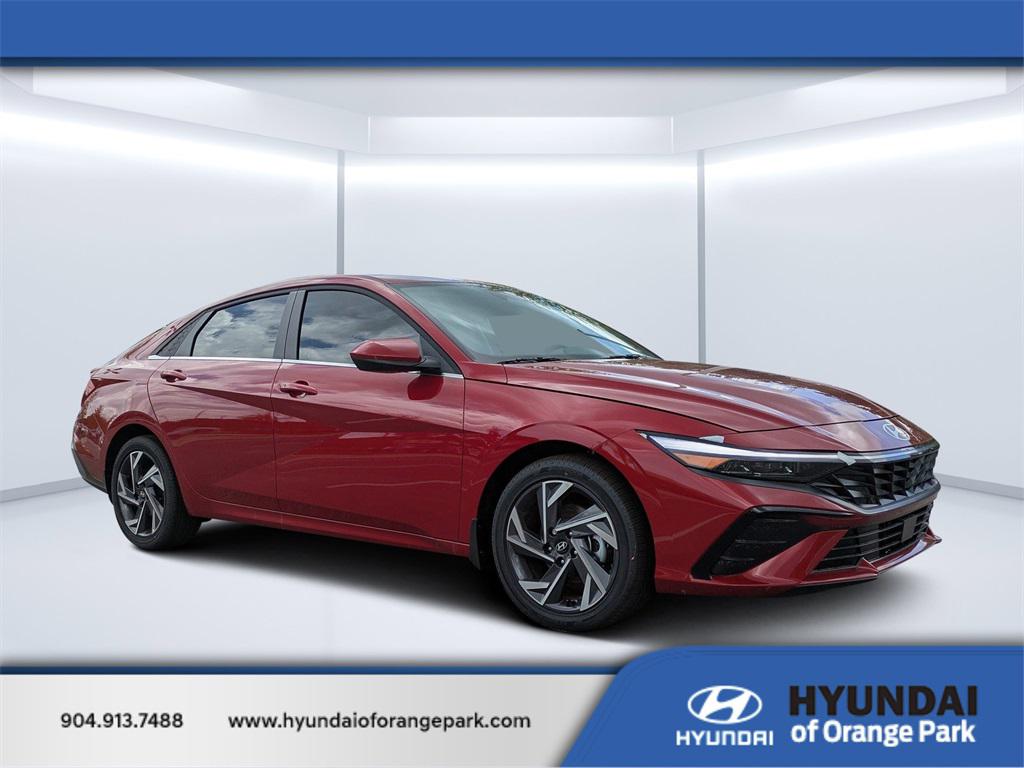 2025 Hyundai Elantra SEL's photo