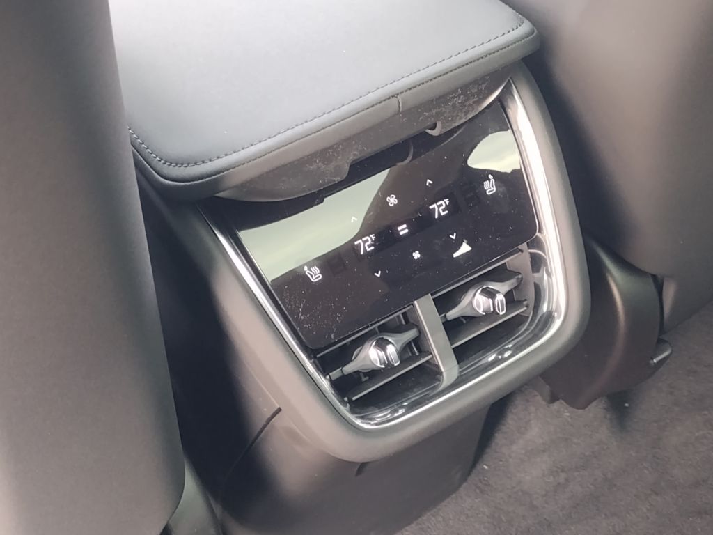 2025 VOLVO EX90 - Image 20