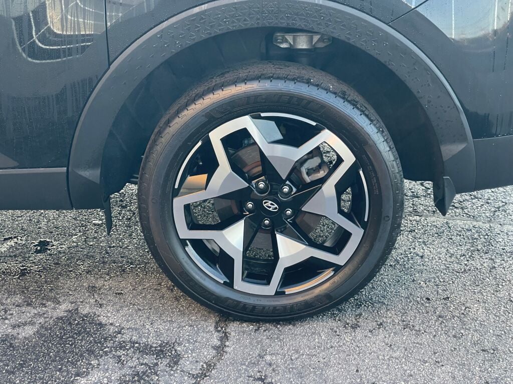 2022 Hyundai Santa Cruz Limited photo 23