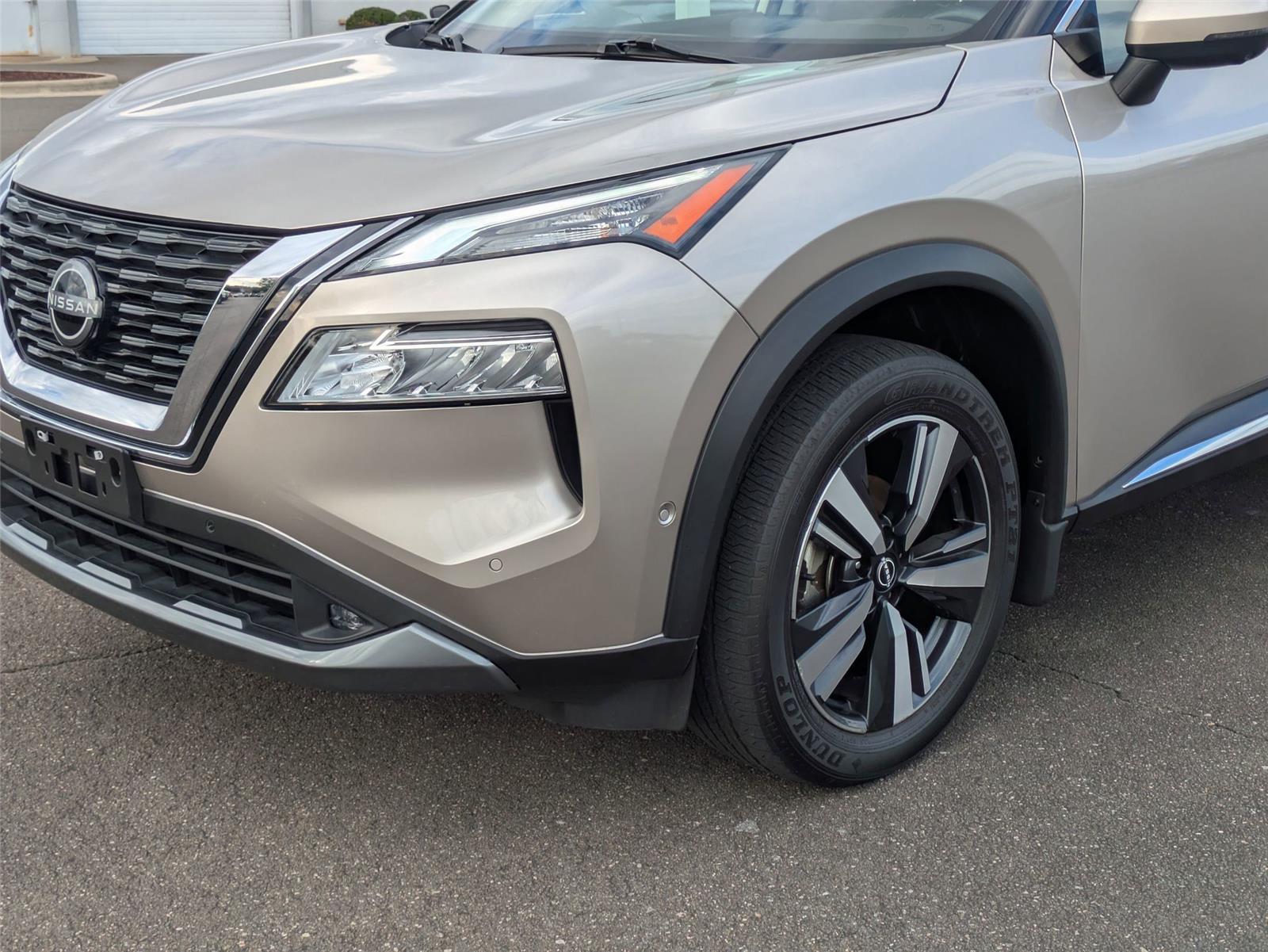 2022 Nissan Rogue SL photo 6