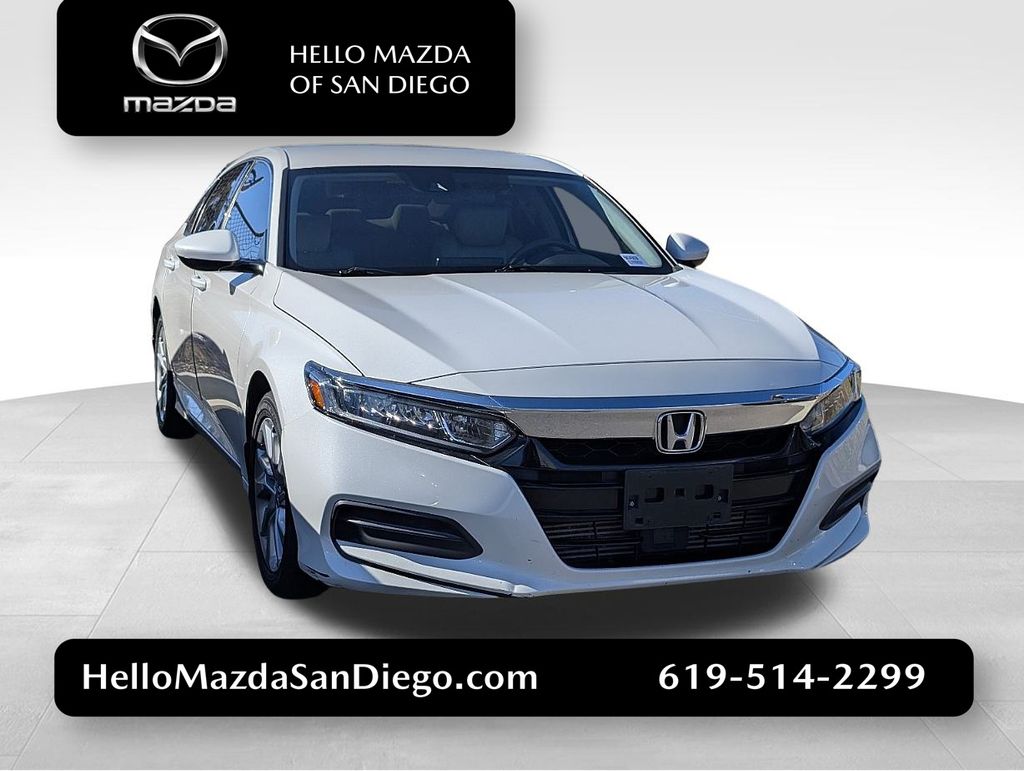 2019 Honda Accord LX's photo